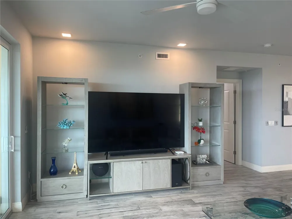 260 HIDDEN BAY DRIVE #401 Osprey, FL 34229