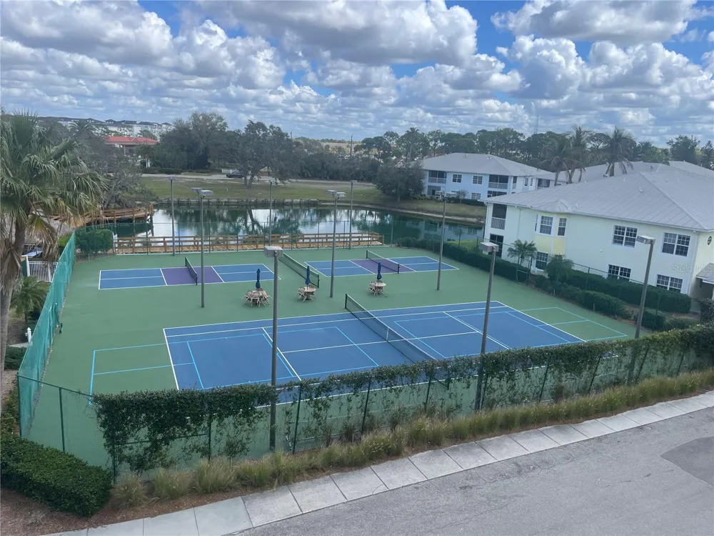 260 HIDDEN BAY DRIVE #401 Osprey, FL 34229