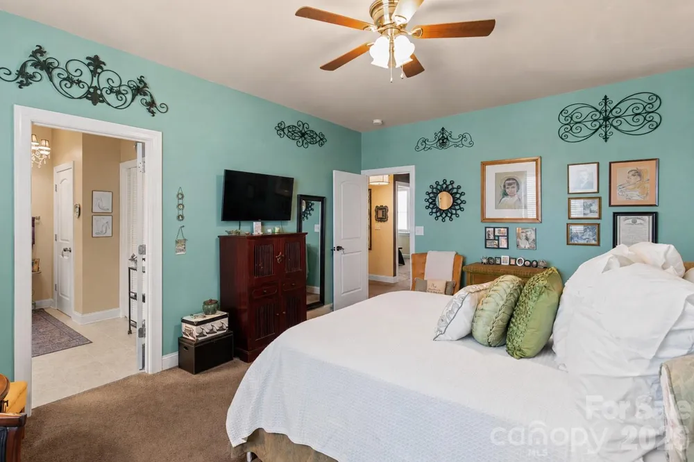1108 Stuarts Landing Drive Cramerton, NC 28032