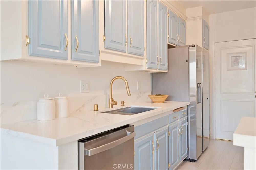 5400 Lindley Avenue #322 Encino, CA 91316