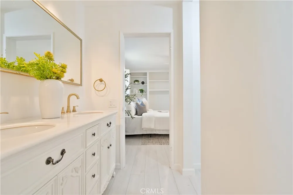 5400 Lindley Avenue #322 Encino, CA 91316