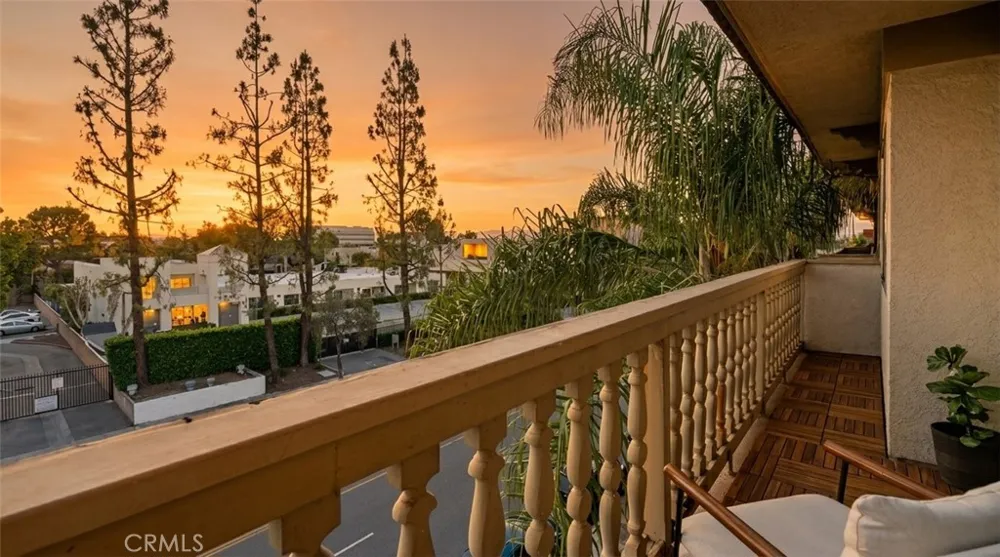 5400 Lindley Avenue #322 Encino, CA 91316