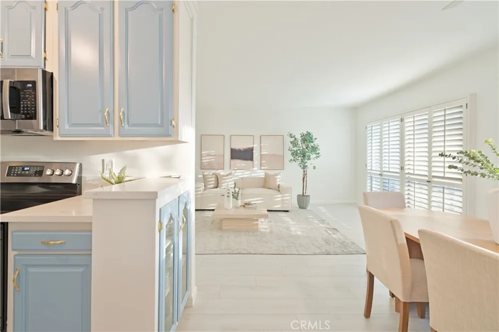 5400 Lindley Avenue #322 Encino, CA 91316
