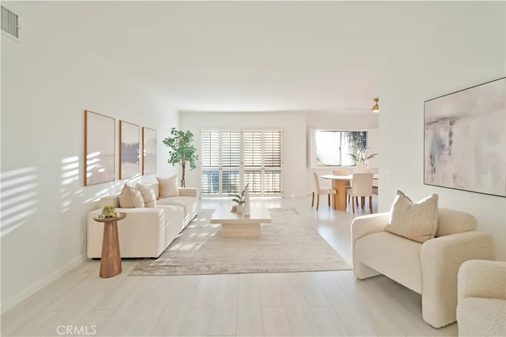 5400 Lindley Avenue #322 Encino, CA 91316