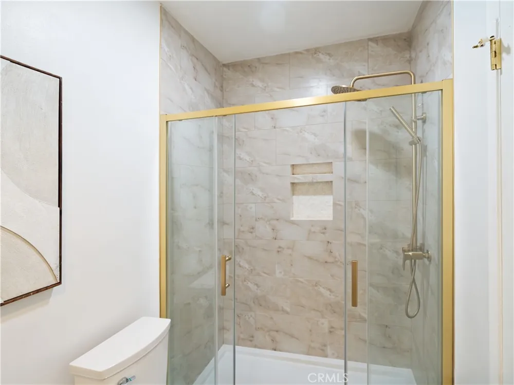 5400 Lindley Avenue #322 Encino, CA 91316