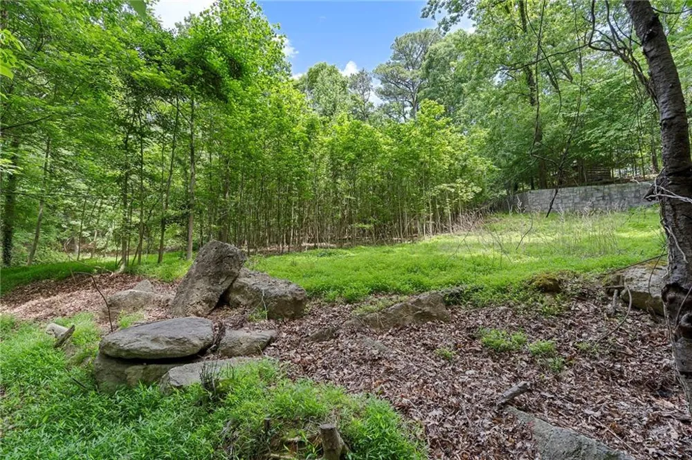 1340 W Garmon Road Sandy Springs, GA 30327
