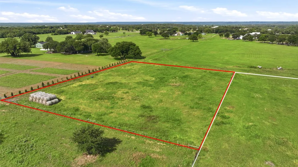 2215 Cool Junction Millsap, TX 76066