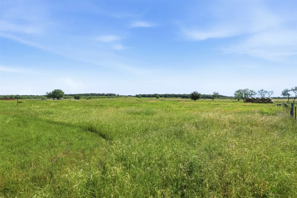 2215 Cool Junction Millsap, TX 76066