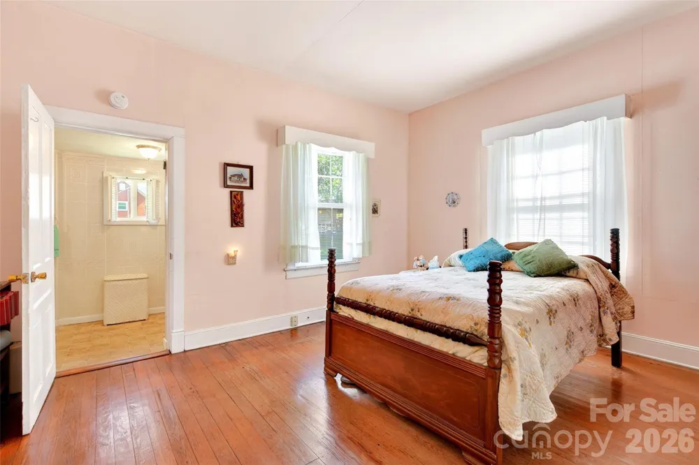 35 Second Street Marion, NC 28752