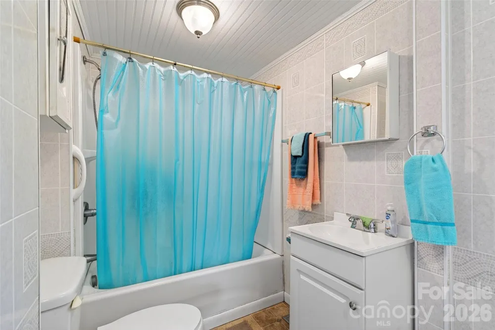 35 Second Street Marion, NC 28752