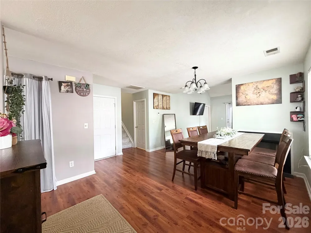 10206 University Park Lane Charlotte, NC 28213
