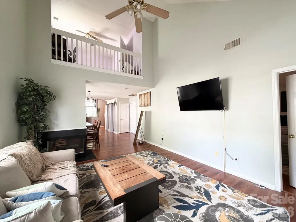 10206 University Park Lane Charlotte, NC 28213