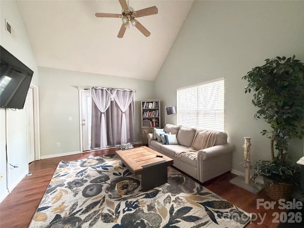 10206 University Park Lane Charlotte, NC 28213