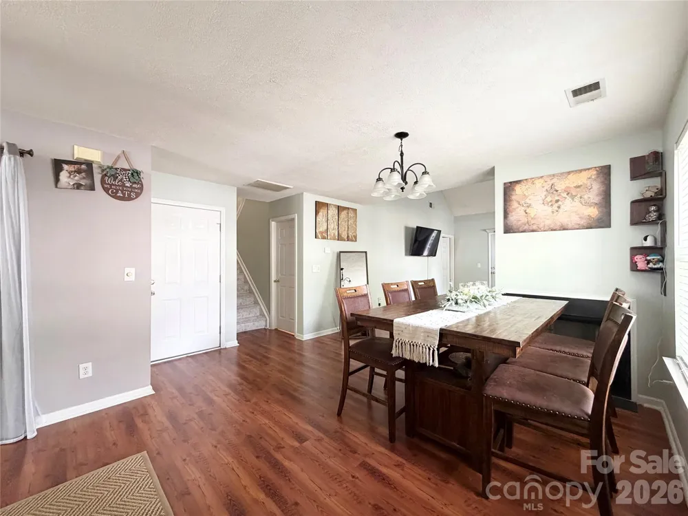 10206 University Park Lane Charlotte, NC 28213