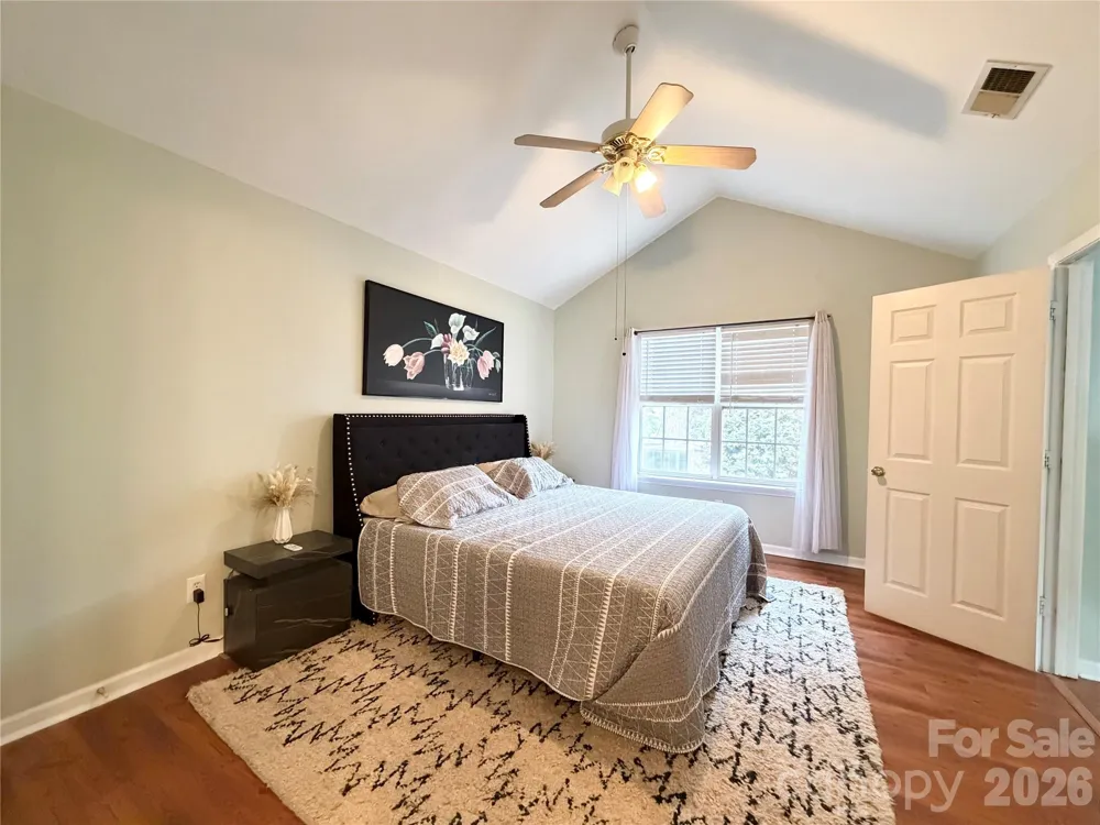 10206 University Park Lane Charlotte, NC 28213