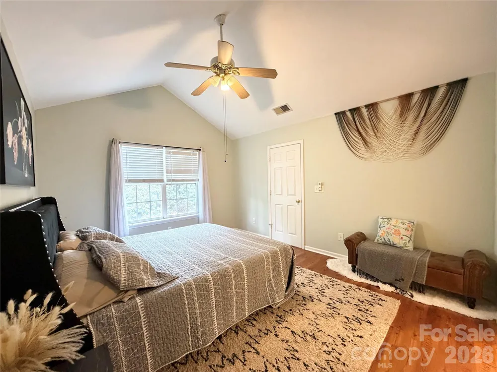 10206 University Park Lane Charlotte, NC 28213