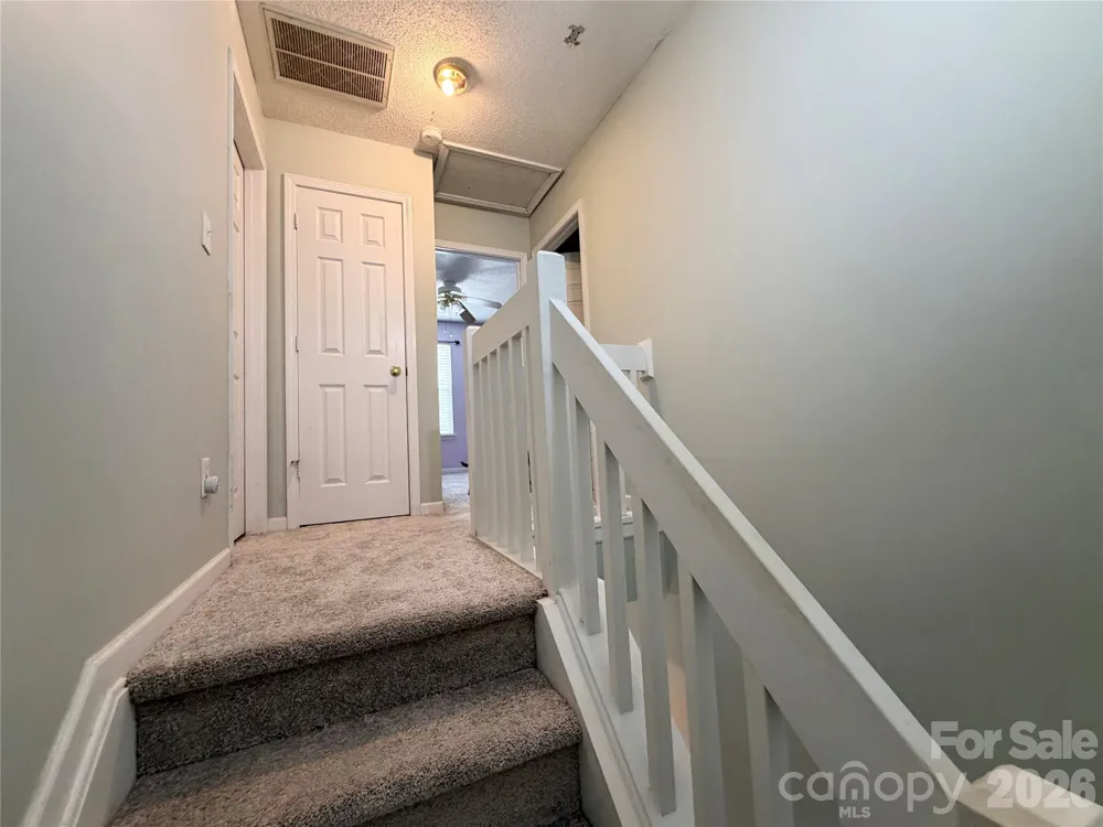 10206 University Park Lane Charlotte, NC 28213