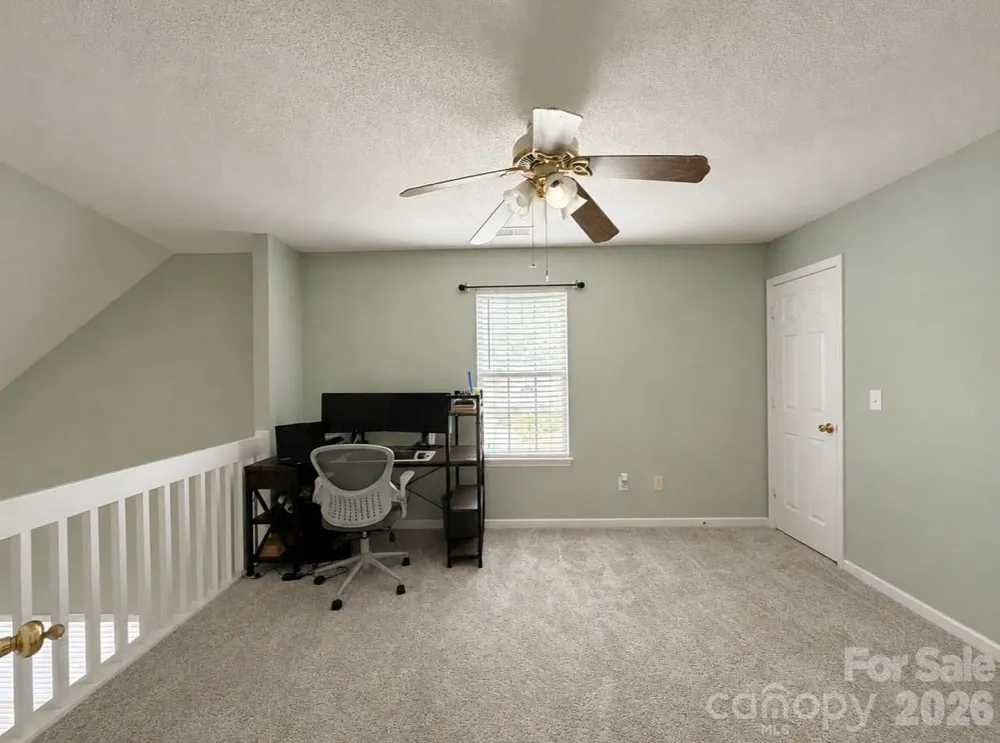10206 University Park Lane Charlotte, NC 28213