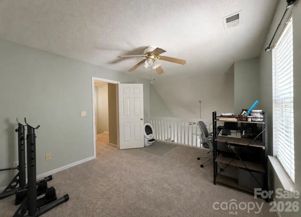 10206 University Park Lane Charlotte, NC 28213