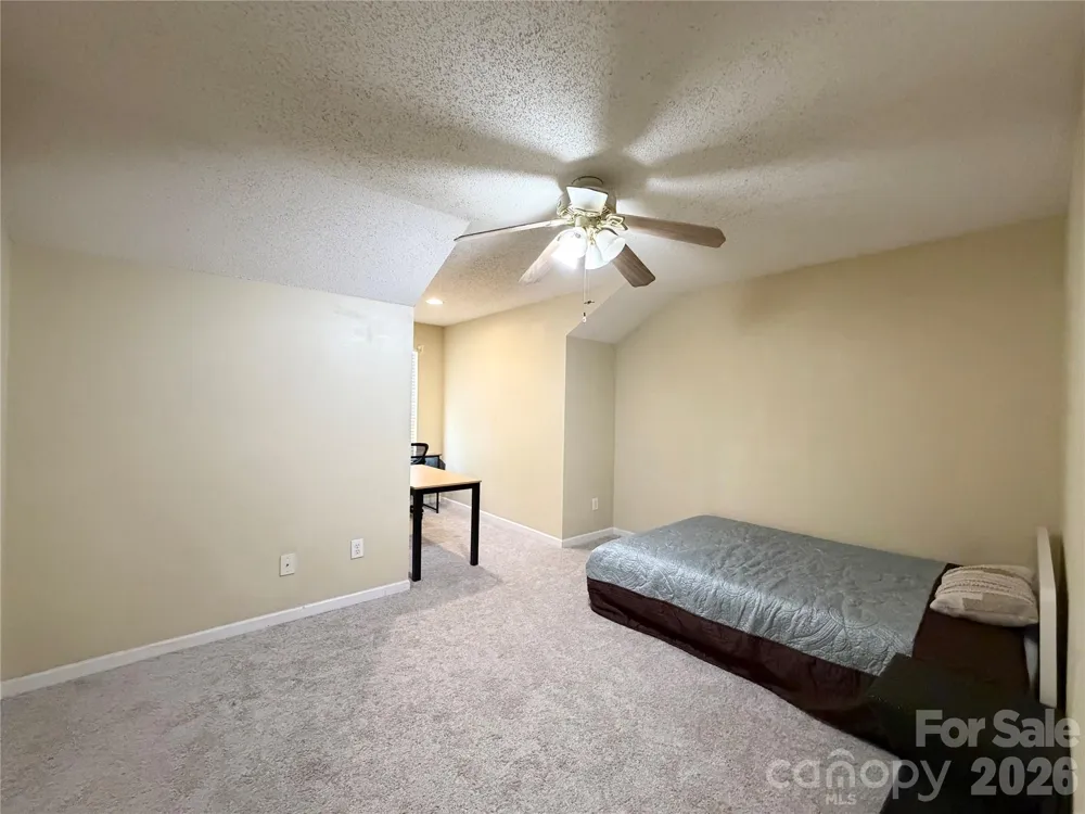 10206 University Park Lane Charlotte, NC 28213
