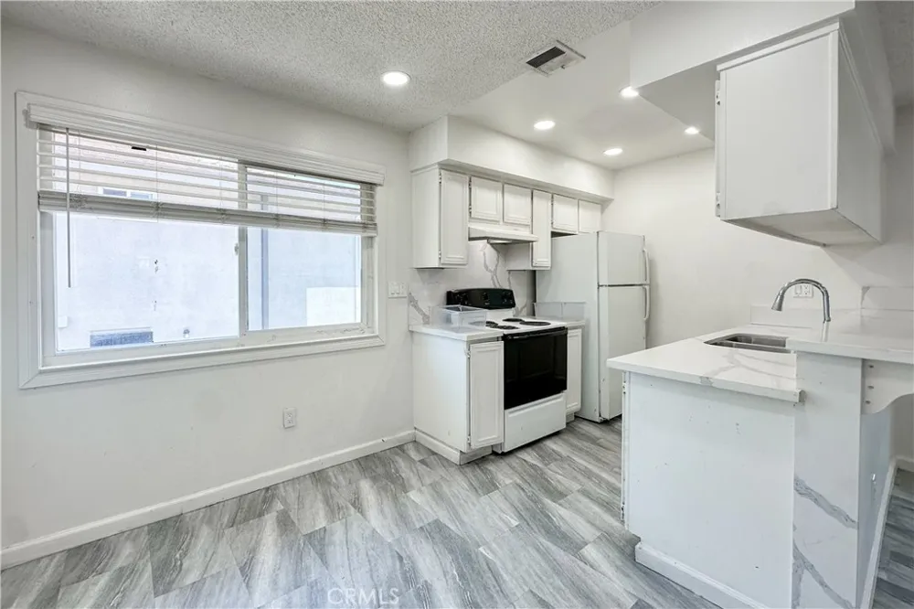 3511 Rainbow Highland, CA 92346