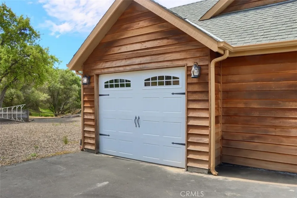 32028 Cattle Way Coarsegold, CA 93614