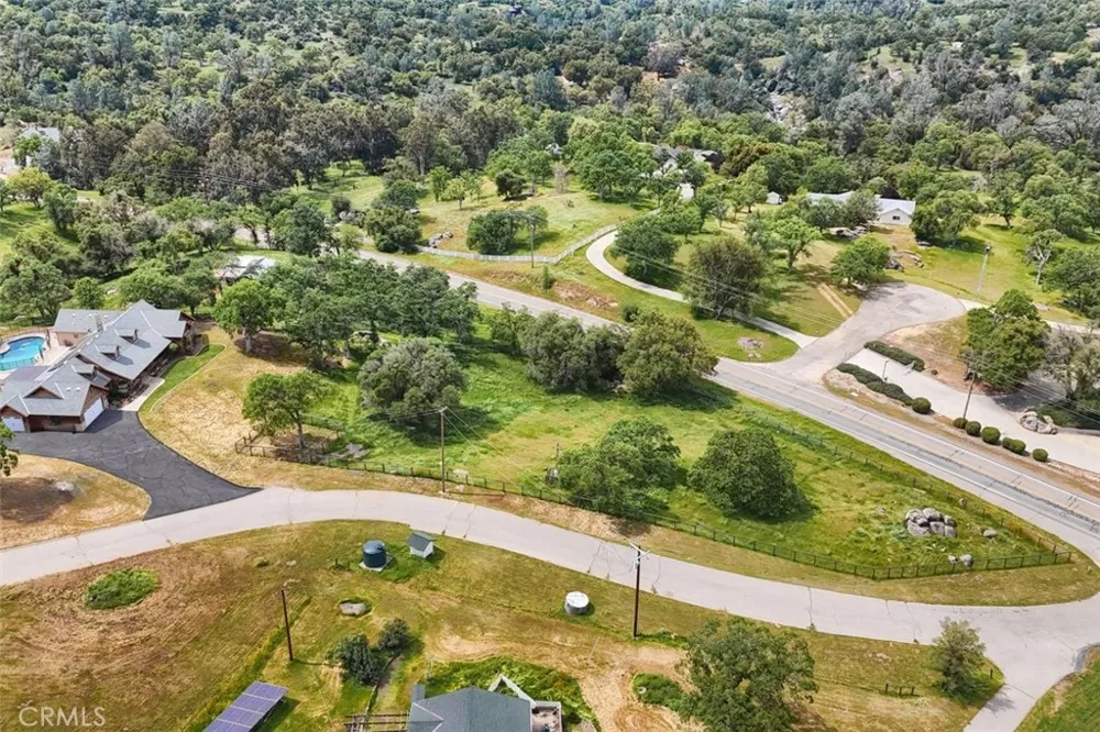 32028 Cattle Way Coarsegold, CA 93614