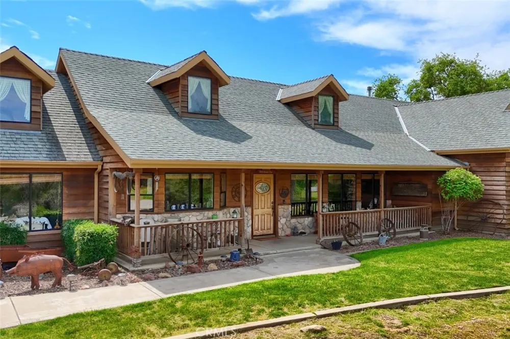 32028 Cattle Way Coarsegold, CA 93614