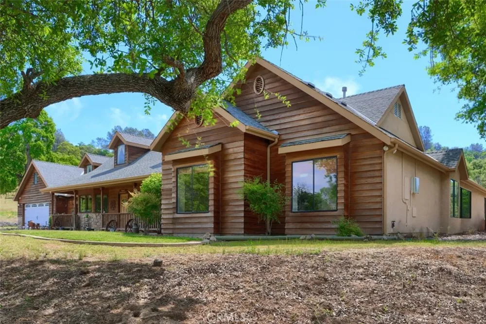 32028 Cattle Way Coarsegold, CA 93614