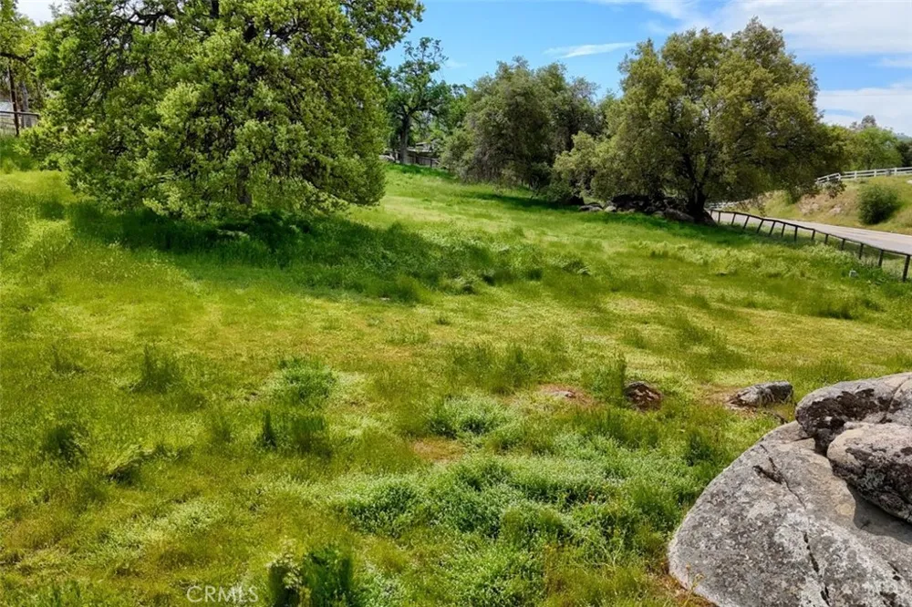 32028 Cattle Way Coarsegold, CA 93614