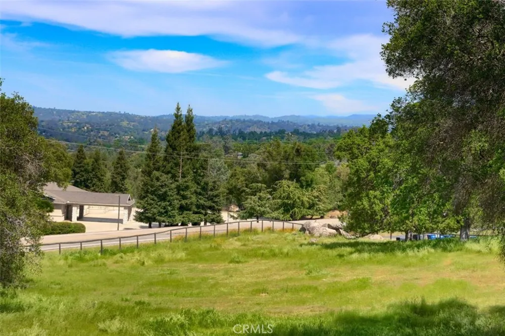 32028 Cattle Way Coarsegold, CA 93614