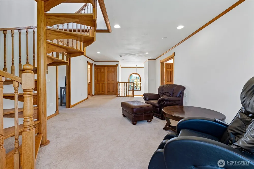 238 25th Street NW Long Beach, WA 98631
