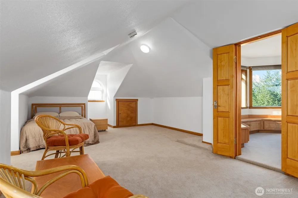 238 25th Street NW Long Beach, WA 98631