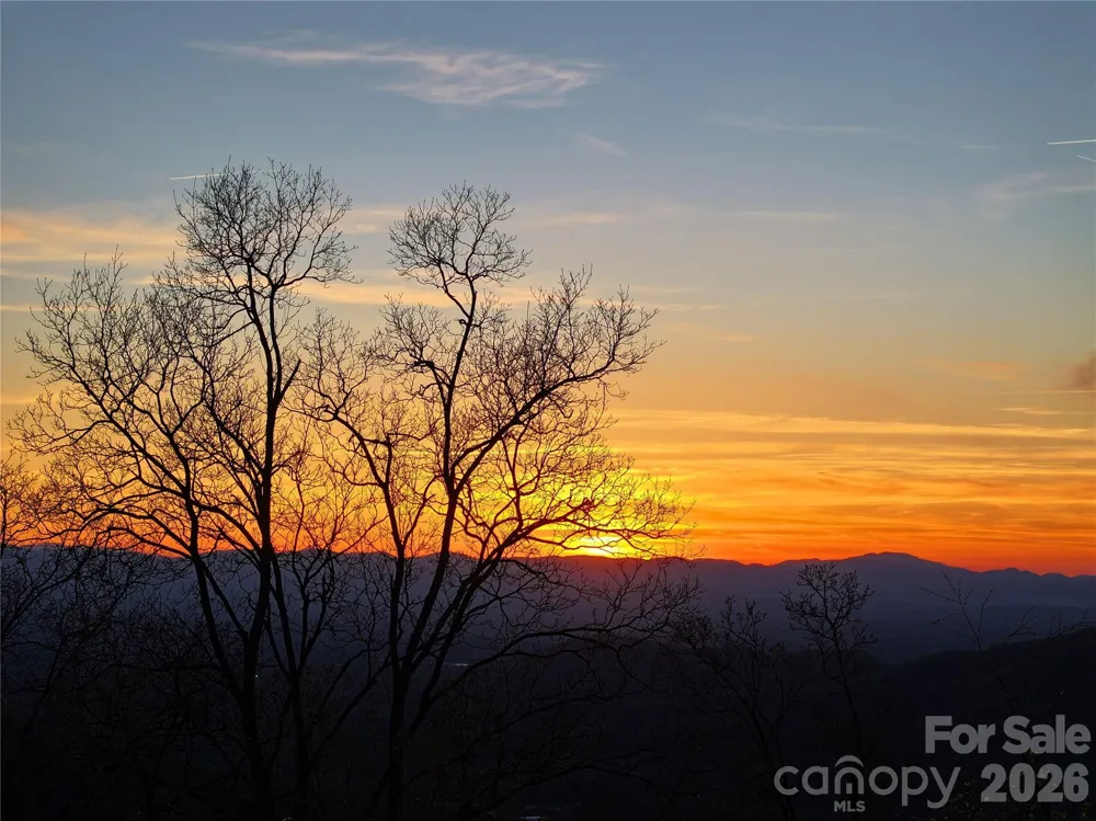 48 Benfield Road Weaverville, NC 28787