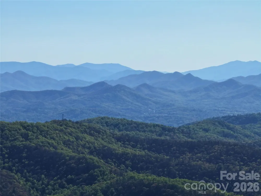 48 Benfield Road Weaverville, NC 28787