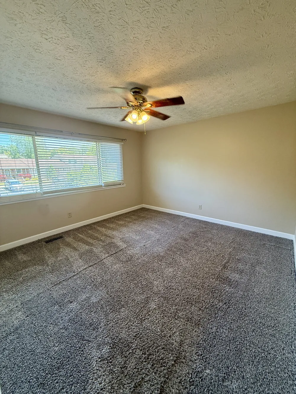 2169 Highway 41 S #13 Greenbrier, TN 37073
