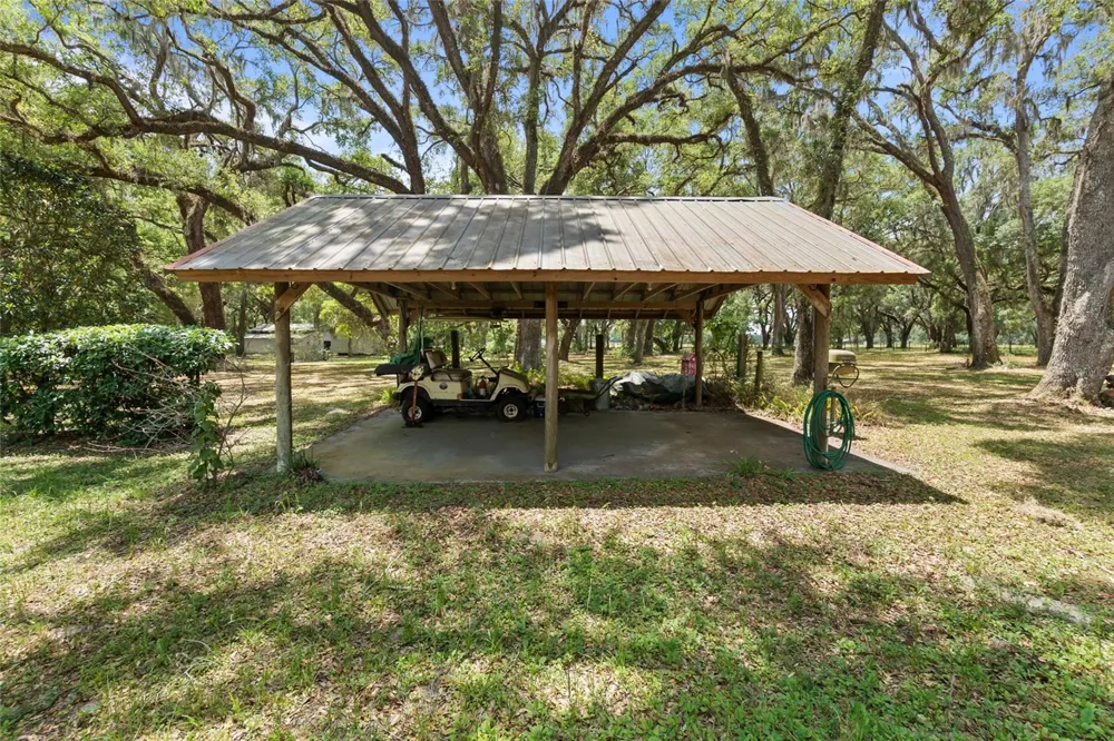 1153 CR 722 Webster, FL 33597