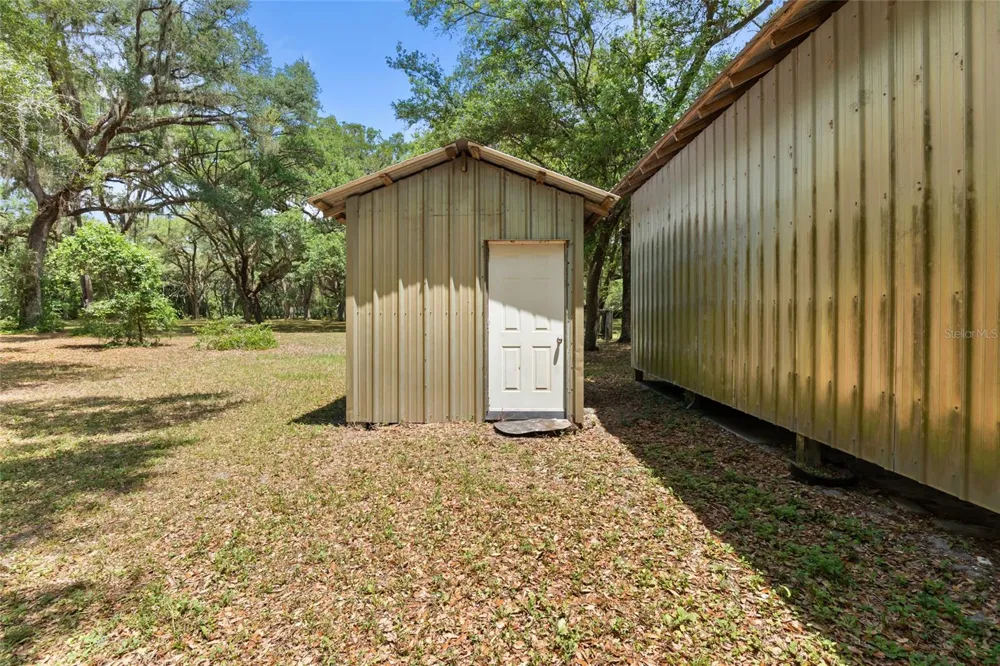 1153 CR 722 Webster, FL 33597