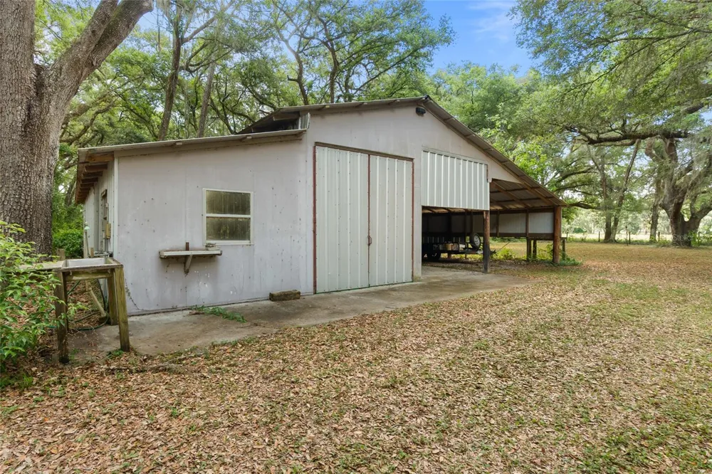 1153 CR 722 Webster, FL 33597