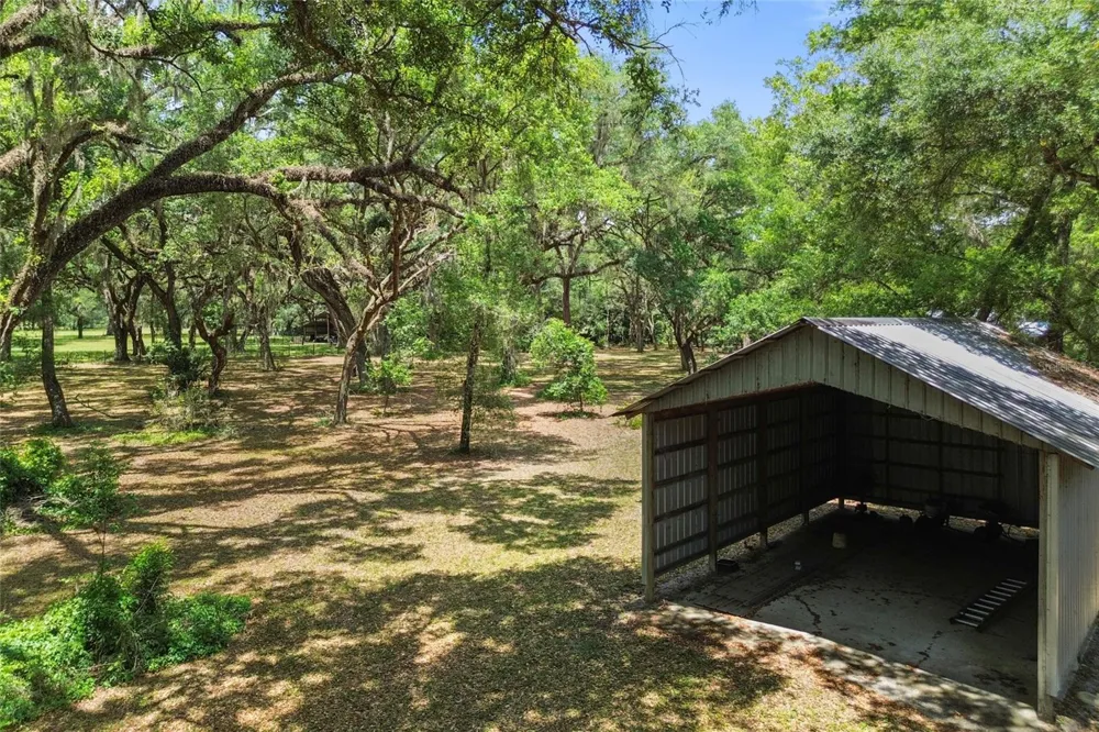 1153 CR 722 Webster, FL 33597