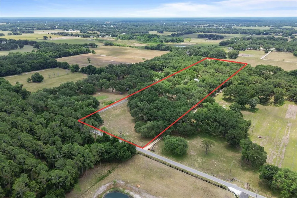 1153 CR 722 Webster, FL 33597