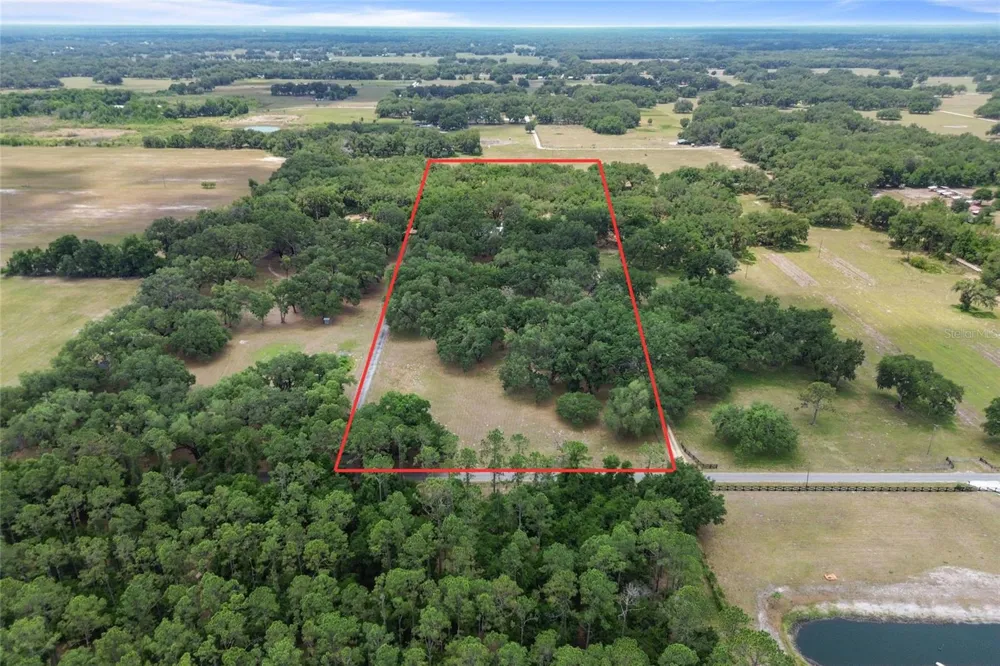 1153 CR 722 Webster, FL 33597