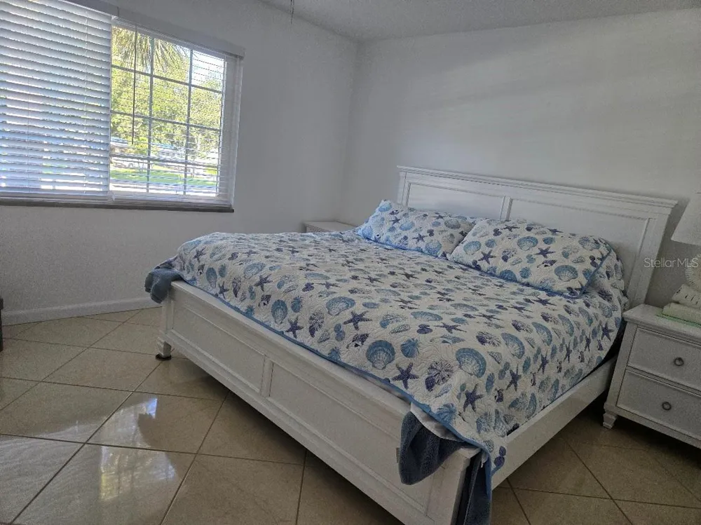 650 PINELLAS POINT DRIVE S #204 St Petersburg, FL 33705