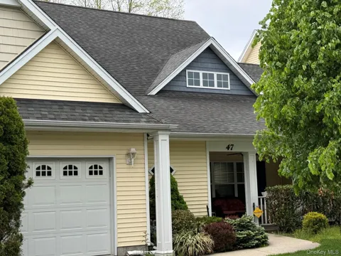 47 Stoneleigh Drive