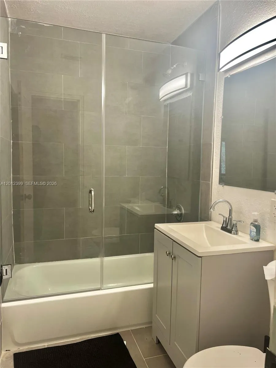 12040 Miami Ave North Miami, FL 33168