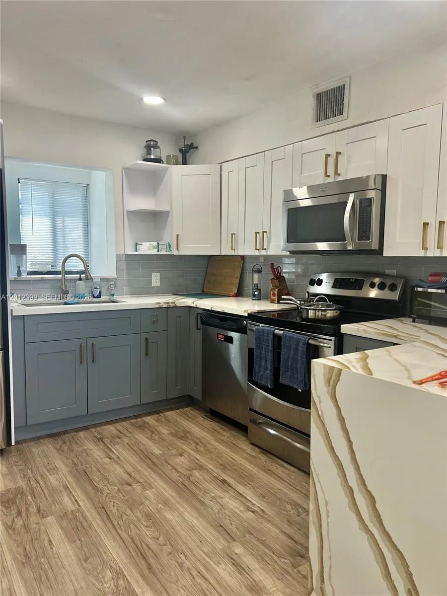 12040 Miami Ave North Miami, FL 33168