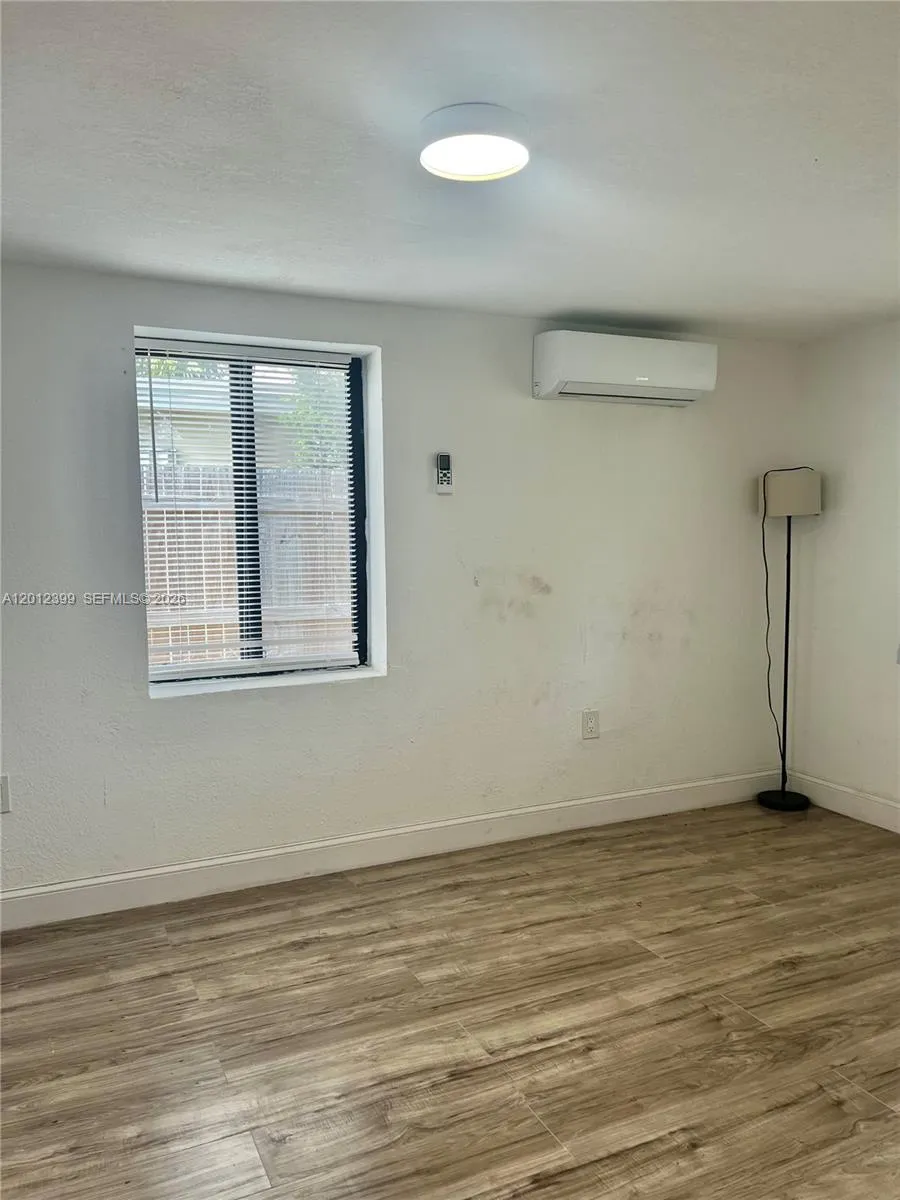 12040 Miami Ave North Miami, FL 33168
