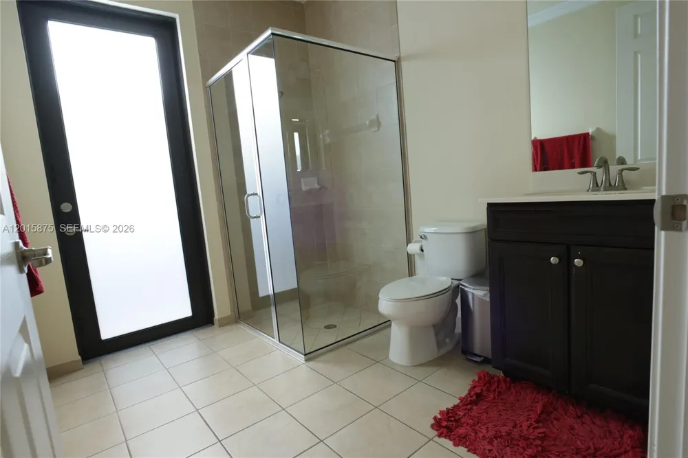 8925 NW 99th Ave Doral, FL 33178