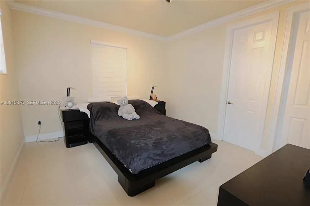 8925 NW 99th Ave Doral, FL 33178