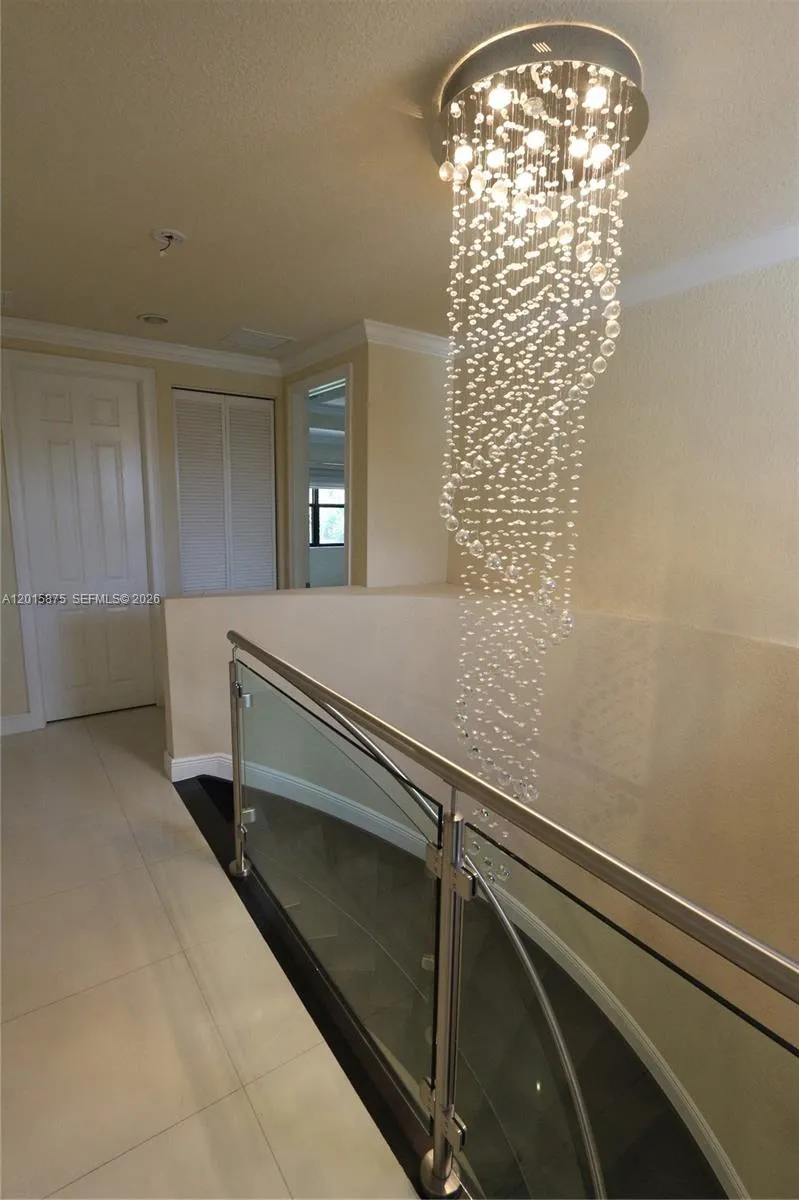 8925 NW 99th Ave Doral, FL 33178